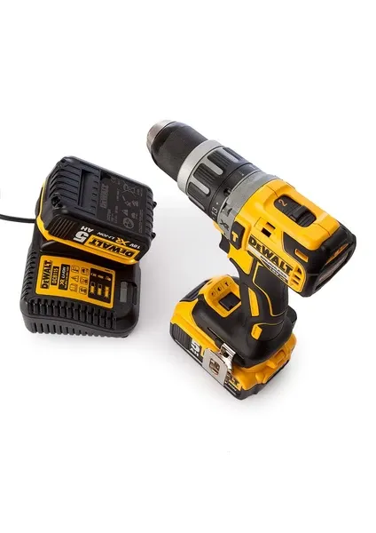 Dewalt DCD796P2-QW 18V/5.0Ah Li-ion Çift Akülü Kömürsüz Profesyonel Darbeli Matkap